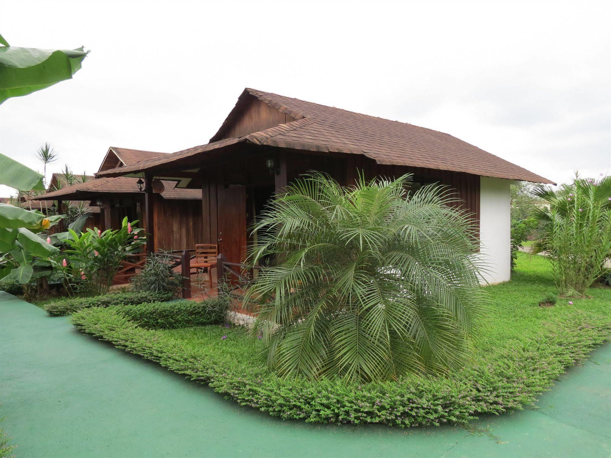 Hotel Arenal Montechiari La Fortuna Exterior photo