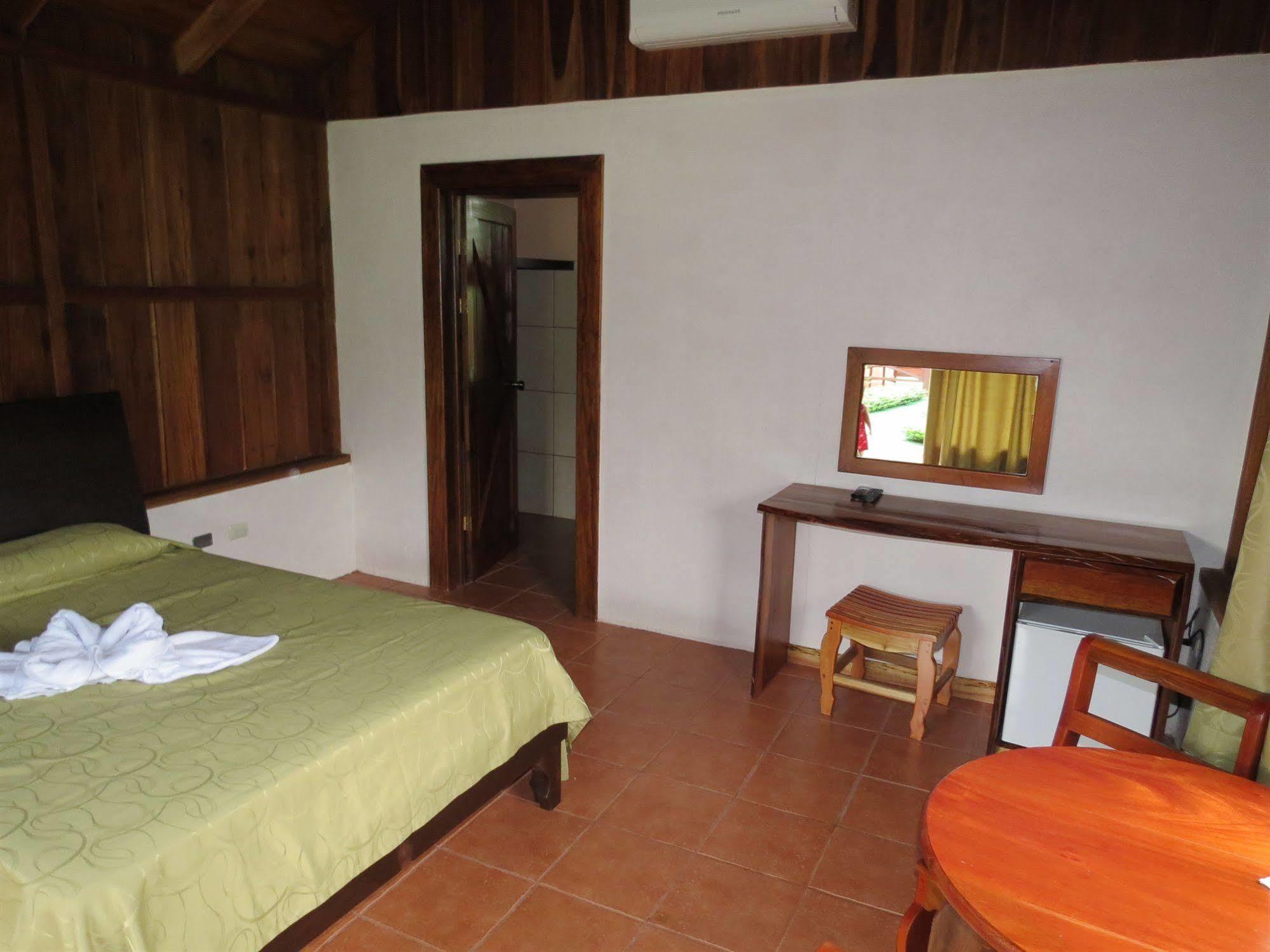 Hotel Arenal Montechiari La Fortuna Exterior photo