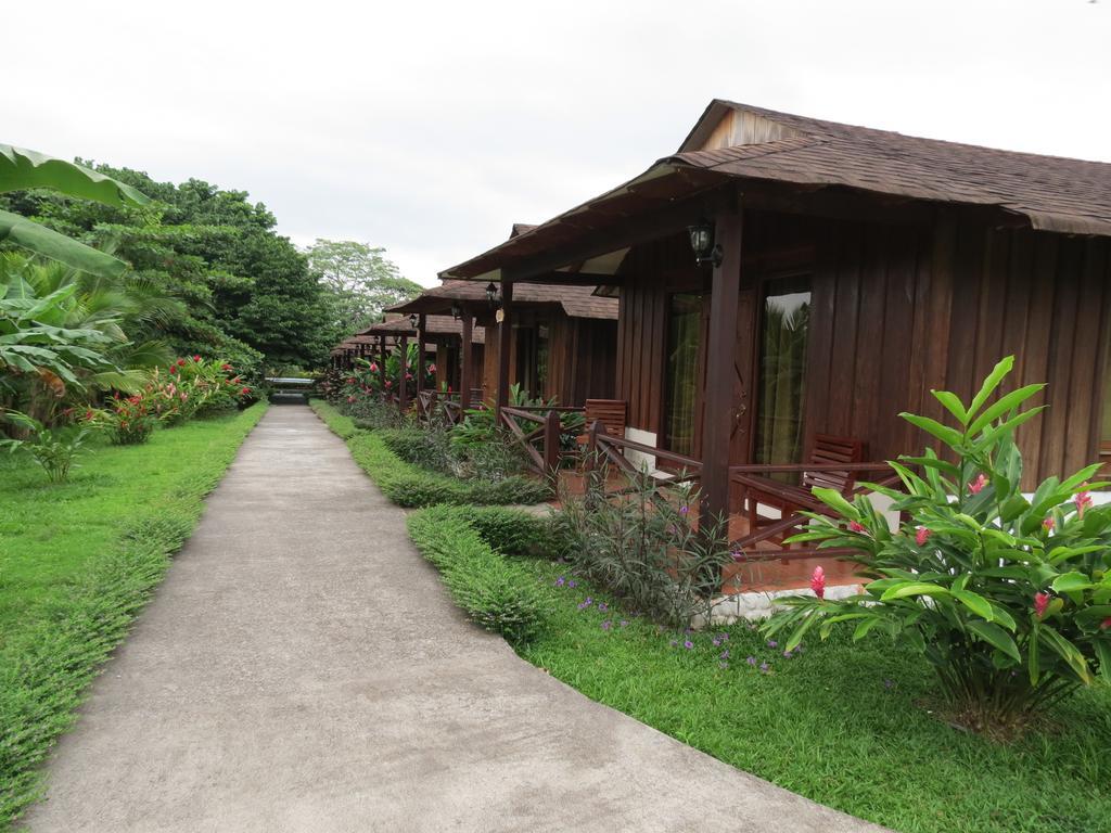 Hotel Arenal Montechiari La Fortuna Exterior photo