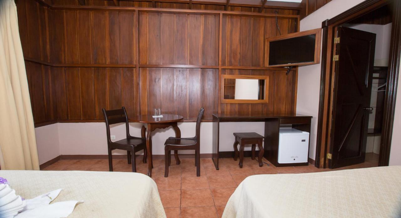 Hotel Arenal Montechiari La Fortuna Exterior photo