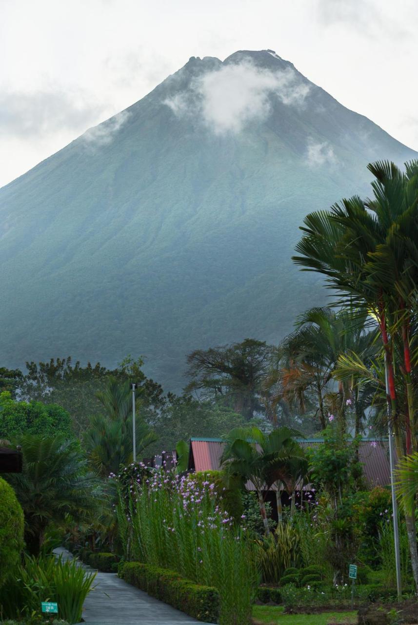 Hotel Arenal Montechiari La Fortuna Exterior photo